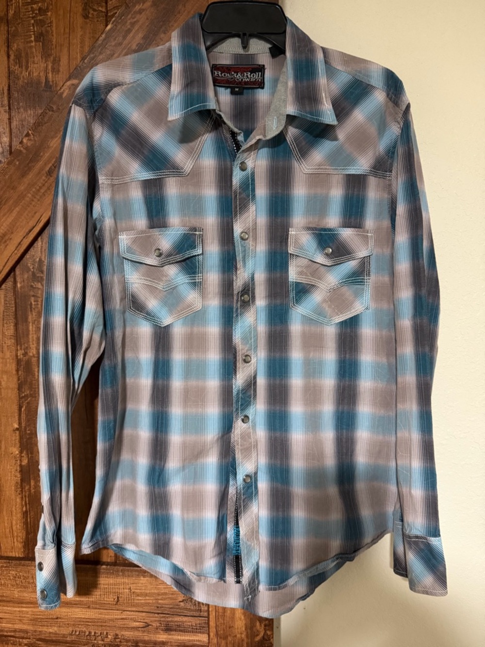 Rock & Roll Cowboy Men Western Shirt with pearl snaps. Blue/Gray Size M